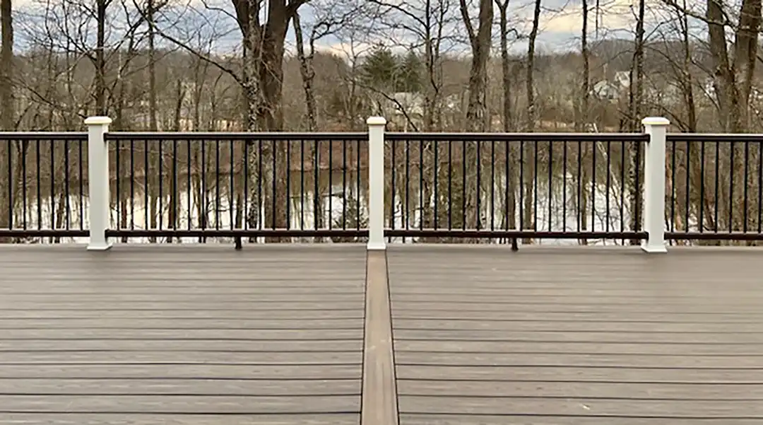 Photo of Trex Decking composite deck with railing.