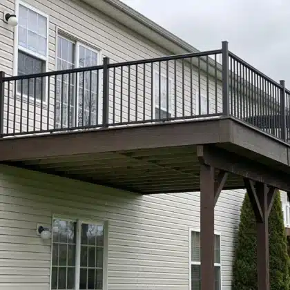 Deck railings contract in Perkasie, PA